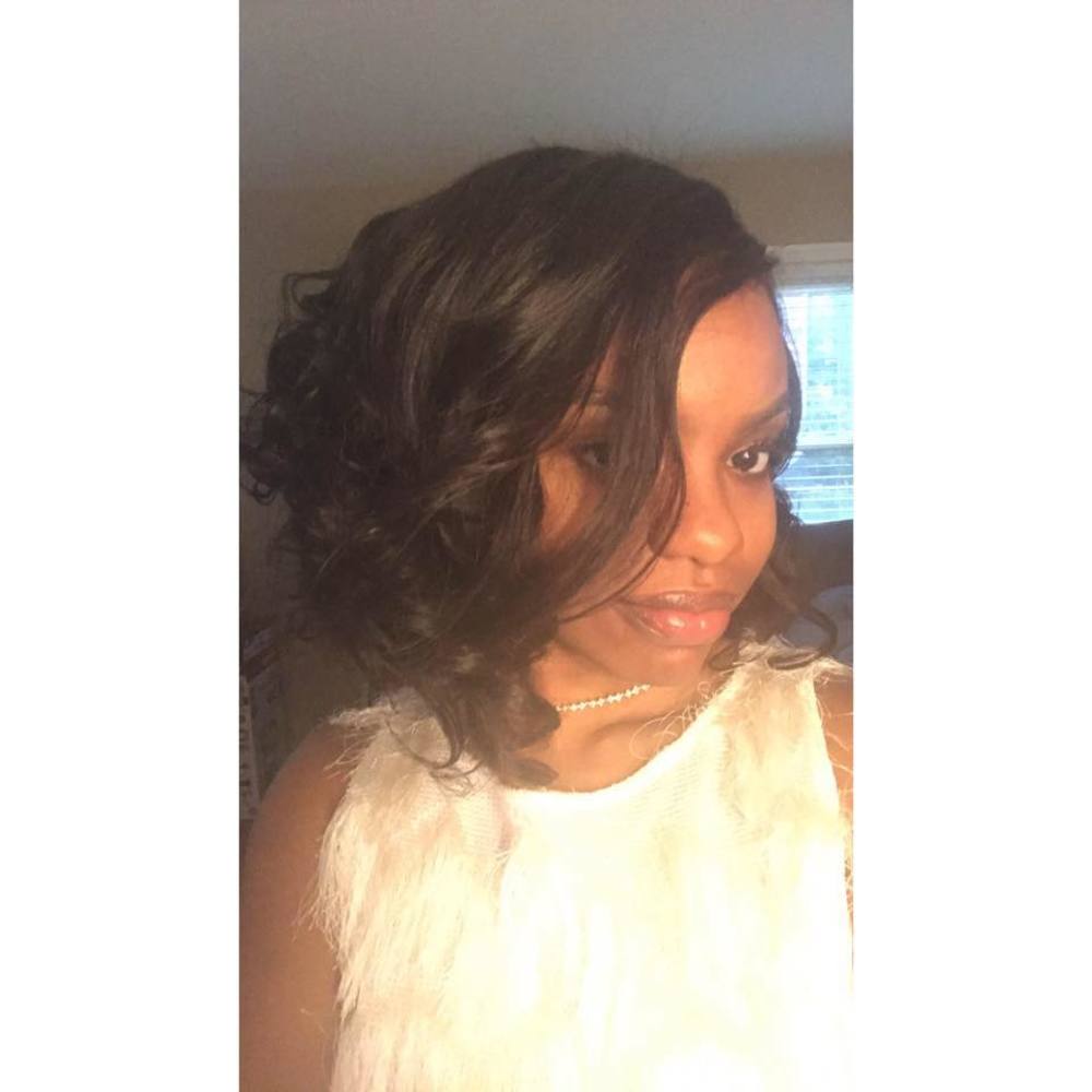 Meet your Posher, Kaila